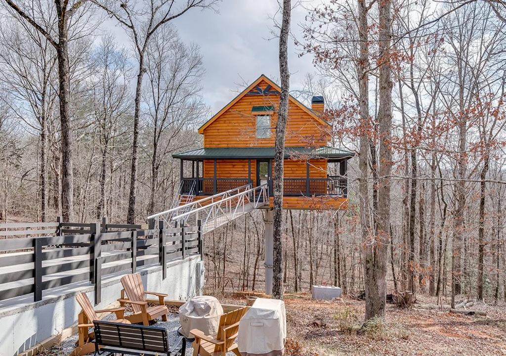 Villa Sky'S The Limit Treehouse Near Helen, Georgia Cornelia Esterno foto
