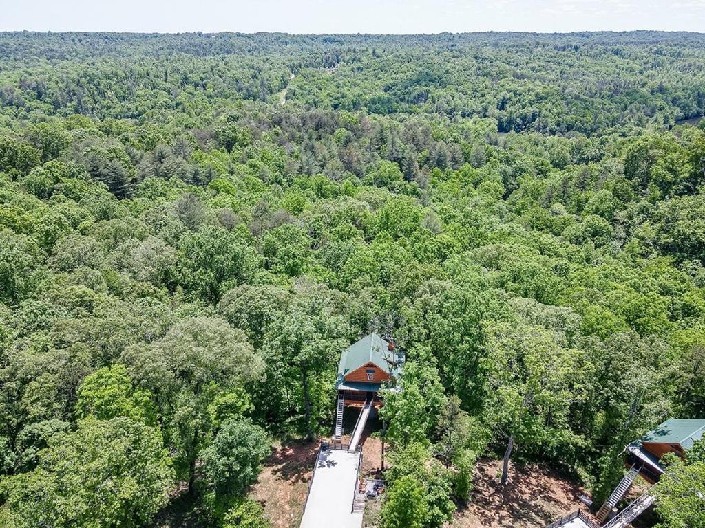 Villa Sky'S The Limit Treehouse Near Helen, Georgia Cornelia Esterno foto