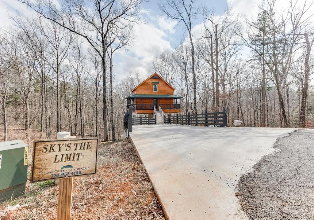 Villa Sky'S The Limit Treehouse Near Helen, Georgia Cornelia Esterno foto